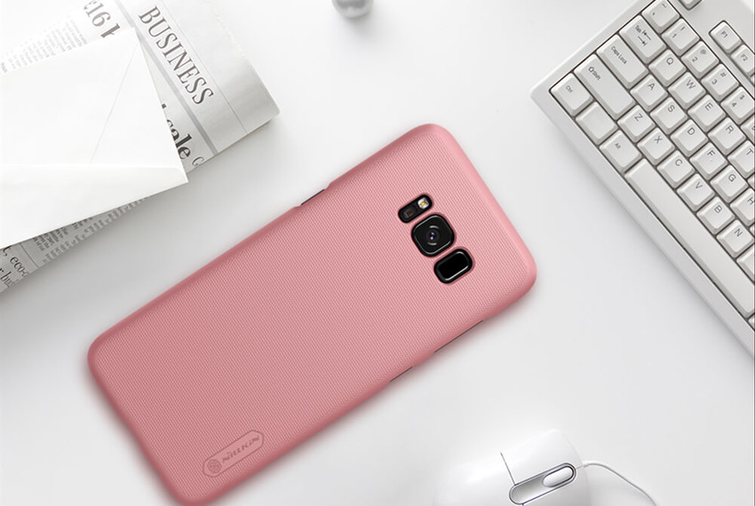 Чехол накладка Nillkin Frosted Shield для Samsung Galaxy S8 Plus Розовый