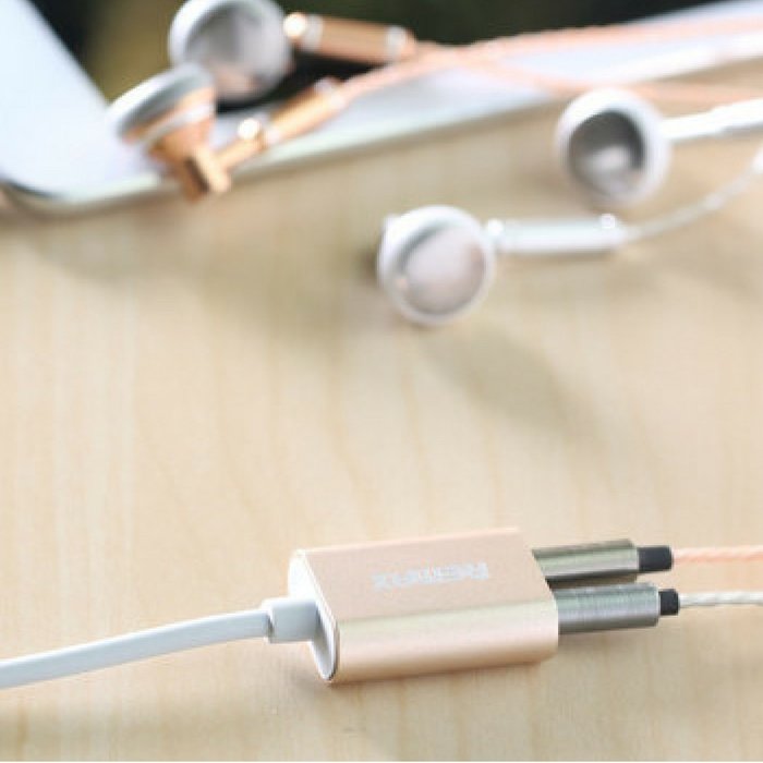 Переходник для наушников Remax AUX Audio Cable 25см Розовый - Изображение 96974