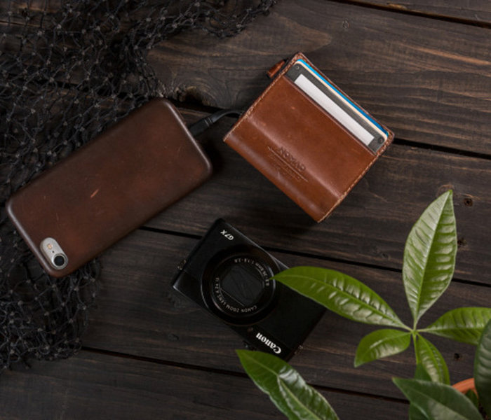 Внешний аккумулятор + кошелёк Nomad Slim Charging Wallet - Изображение 114011